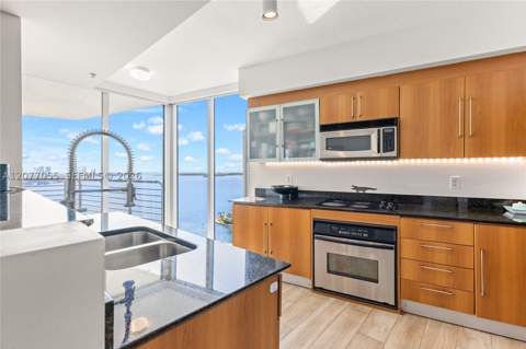 325 S Biscayne Blvd 2723, Miami FL - photo 21 of 68