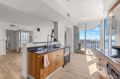 325 S Biscayne Blvd 2723, Miami FL - photo 22 of 68
