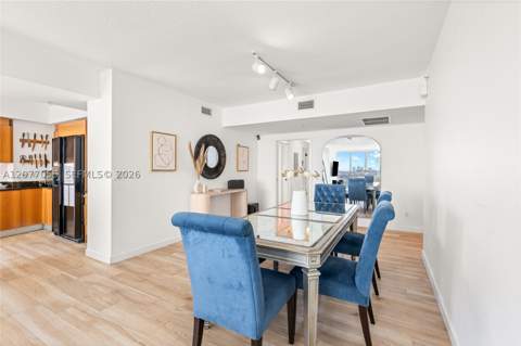 325 S Biscayne Blvd 2723, Miami FL - photo 8 of 68