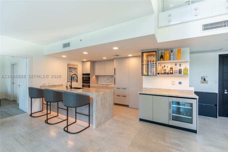 2 bedroom Townhouse at 200 Biscayne Blvd Way 508, Epic West Condo, Miami — photo 2