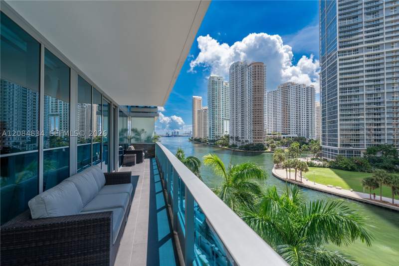 2 bedroom Townhouse at 200 Biscayne Blvd Way 508, Epic West Condo, Miami — photo 5