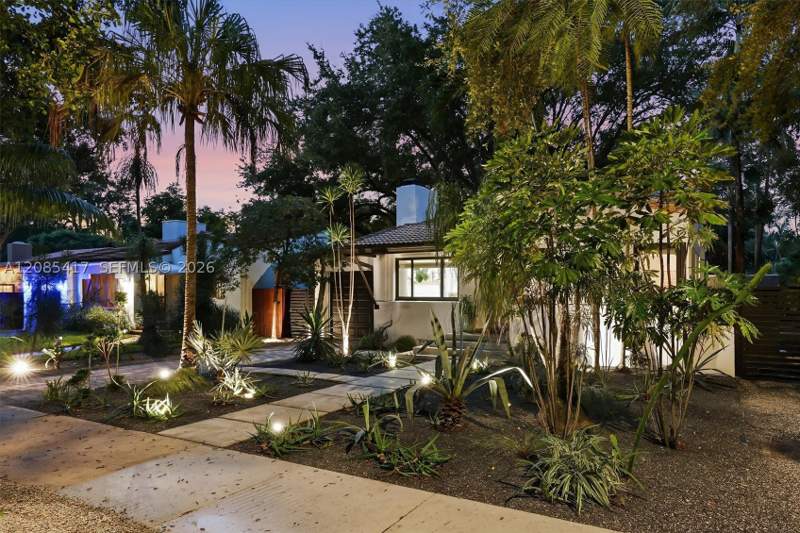 2 bedroom SingleFamilyResidence at 151 NE 88th St, El Portal Sec 5, El Portal — photo 3
