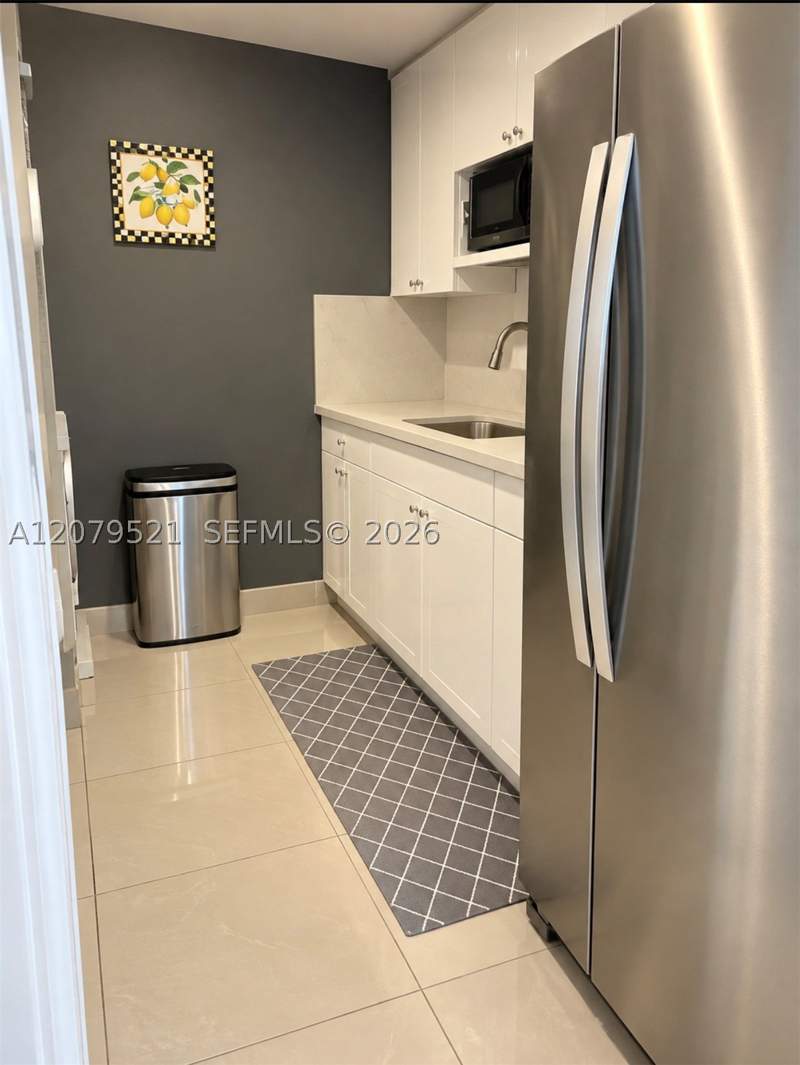 2 bedroom Condominium at 2138 SW 6th St 403, El Paraiso Condo, Miami — photo 3