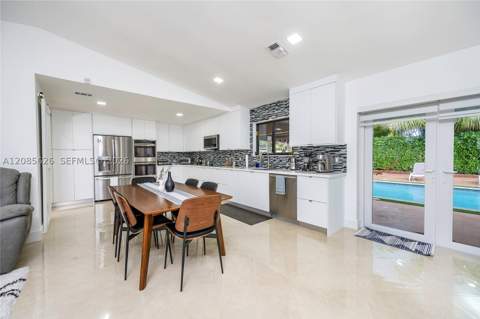 15245 SW 99th Ct, Miami FL - photo 11 of 36