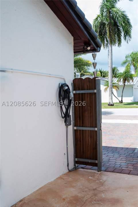 15245 SW 99th Ct, Miami FL - photo 22 of 36