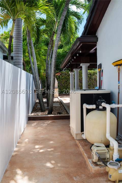 15245 SW 99th Ct, Miami FL - photo 24 of 36