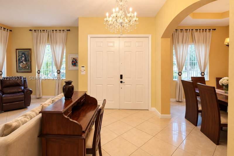 3 bedroom SingleFamilyResidence at 22023 SW 95th Pl, Lakes By The Bay Amber, Cutler Bay — photo 3