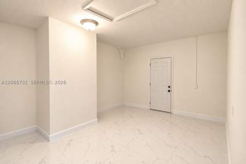 22023 SW 95th Pl, Cutler Bay FL - photo 8 of 26