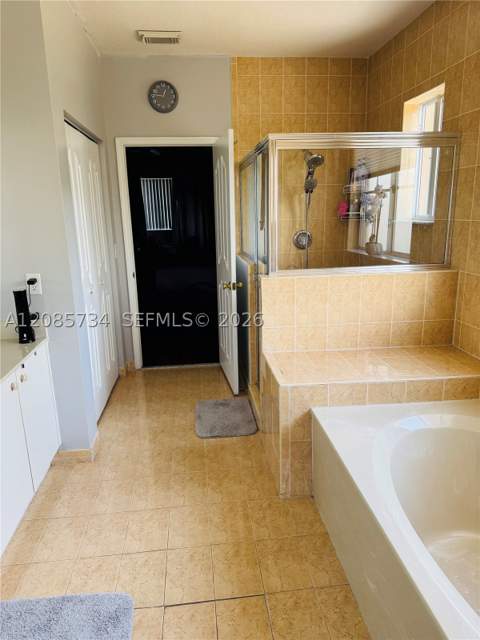 1240 NE 41st Pl, Homestead FL - photo 18 of 30