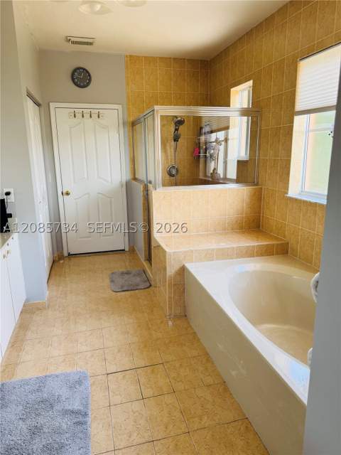 1240 NE 41st Pl, Homestead FL - photo 20 of 30