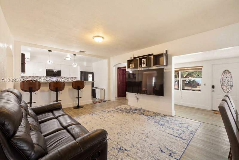 4 bedroom SingleFamilyResidence at 65 NW 118th St, La Paloma, Miami — photo 2