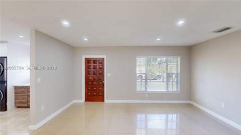3354 NW 181st St, Miami Gardens FL - photo 10 of 26