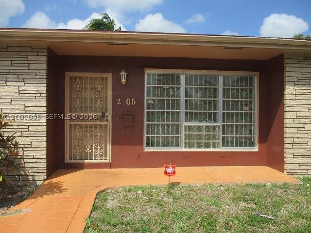 3 bedroom SingleFamilyResidence at 205 NE 175th St, Highland Manor Sec 5, North Miami Beach — photo 5