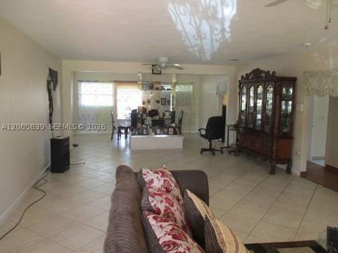 205 NE 175th St, North Miami Beach FL - photo 6 of 14