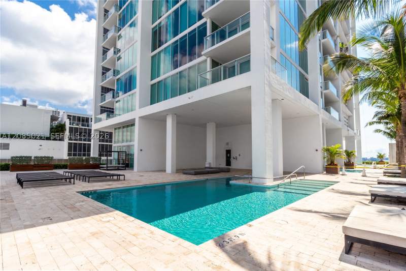 2 bedroom Condominium at 1040 Biscayne Blvd 1806, Ten Museum Pk Residential, Miami — photo 3