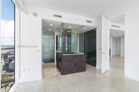 1040 Biscayne Blvd 1806, Miami FL - photo 7 of 45