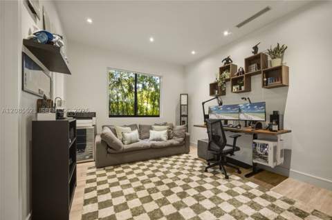 2957 Coconut Ave, Coconut Grove FL - photo 17 of 31