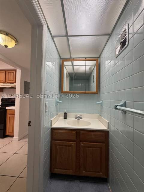 10903 N Kendall Dr 229, Miami FL - photo 15 of 19