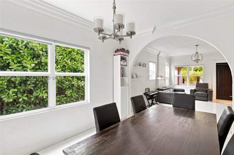2366 SW 10th st, Miami FL - photo 13 of 44
