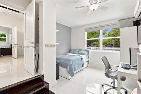 2366 SW 10th st, Miami FL - photo 23 of 44