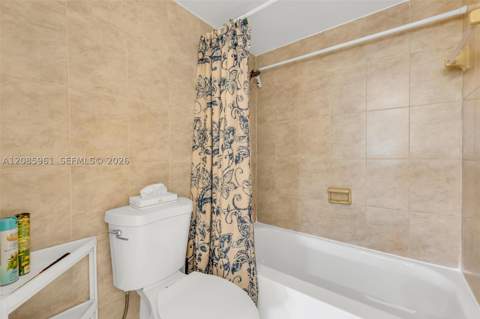 200 178th Dr 409, Sunny Isles Beach FL - photo 12 of 31