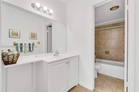 200 178th Dr 409, Sunny Isles Beach FL - photo 13 of 31