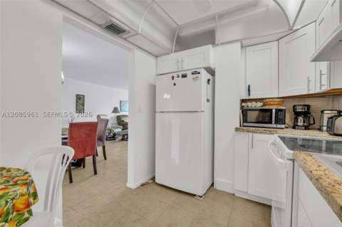 200 178th Dr 409, Sunny Isles Beach FL - photo 21 of 31