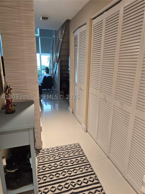244 Biscayne Blvd 652, Miami FL - photo 16 of 19
