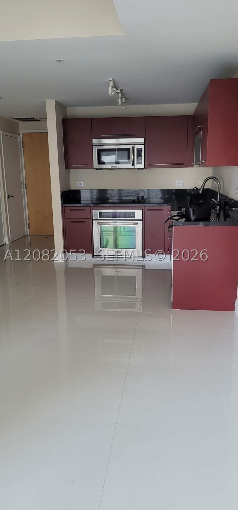 2 bedroom Condominium at 244 Biscayne Blvd 652, Vizcayne North Condo, Miami — photo 2