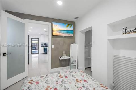 14215 Jackson St, Miami FL - photo 22 of 65