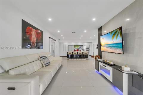 14215 Jackson St, Miami FL - photo 8 of 65