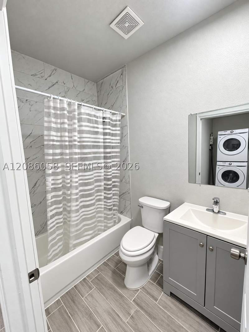 3 bedroom SingleFamilyResidence at 4420 NW 30th Ave, Roosevelt Pk Addn No 1, Miami — photo 2
