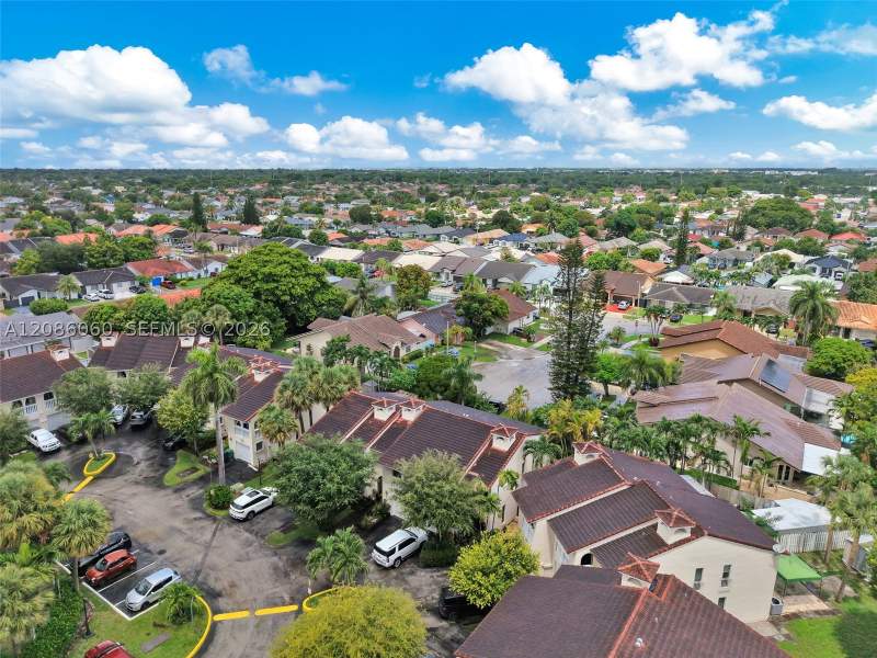 3 bedroom Townhouse at 13775 SW 160th St 16, Luz De Andalucia Condo, Miami — photo 5