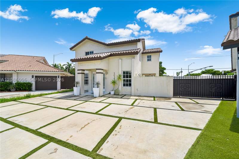 4 bedroom SingleFamilyResidence at 10350 SW 136th Ct, Fairview Homes, Miami — photo 3