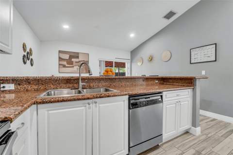 13936 SW 151st Ave, Miami FL - photo 18 of 40