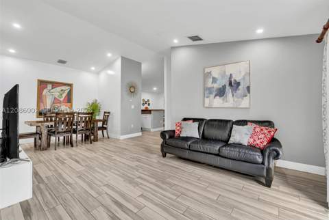 13936 SW 151st Ave, Miami FL - photo 8 of 40