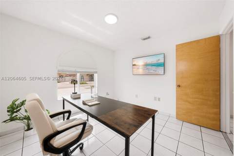 3171 W 78th St, Hialeah FL - photo 15 of 28