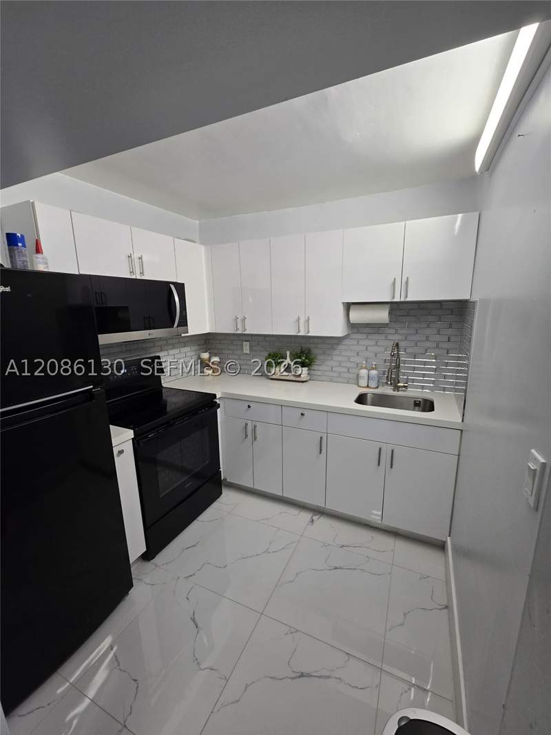 3 bedroom Condominium at 6620 W 2nd Ct 103, Westland Manors East Cond, Hialeah — photo 2