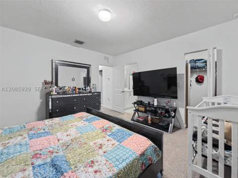 396 NW 12th Pl, Florida City FL - photo 13 of 17