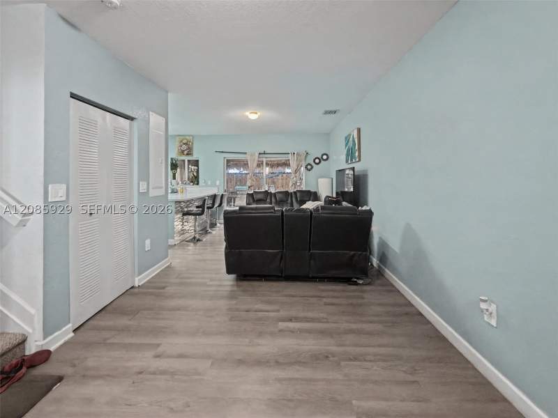 4 bedroom Townhouse at 396 NW 12th Pl, Forest Park Villas, Florida City — photo 3