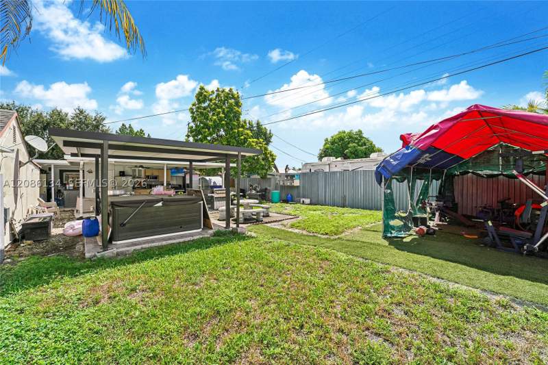 5 bedroom SingleFamilyResidence at 2934 NW 96th St, The Tropics Amd, Miami — photo 3