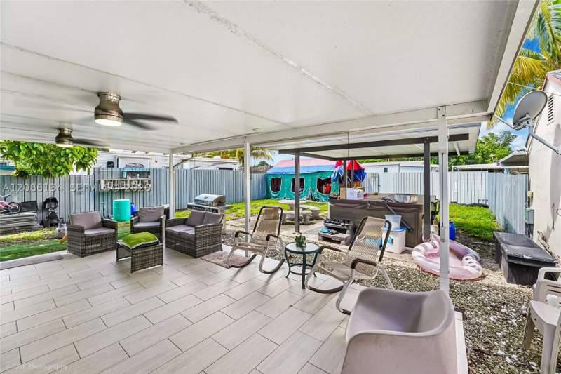 5 bedroom SingleFamilyResidence at 2934 NW 96th St, The Tropics Amd, Miami — photo 5