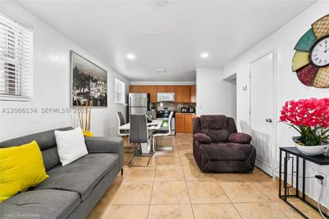2934 NW 96th St, Miami FL - photo 9 of 17