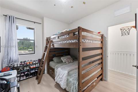 11467 W 34th Ct, Hialeah FL - photo 10 of 34