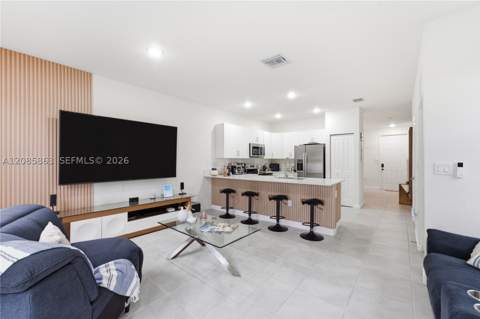 11467 W 34th Ct, Hialeah FL - photo 14 of 34