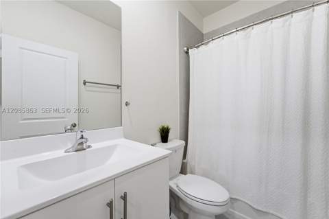 11467 W 34th Ct, Hialeah FL - photo 16 of 34