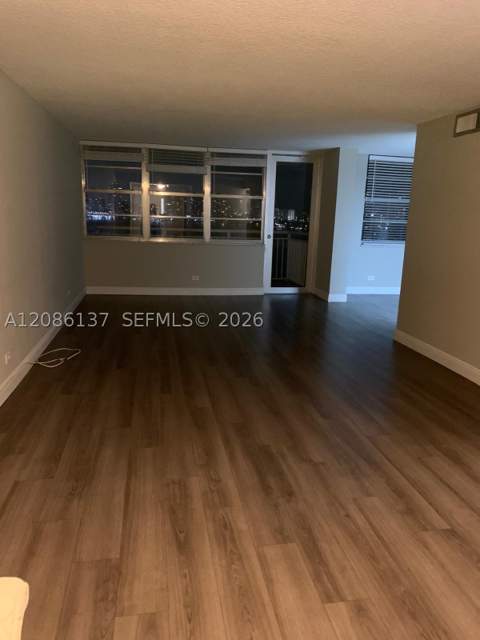 251 174 1601, Sunny Isles Beach FL - photo 10 of 28