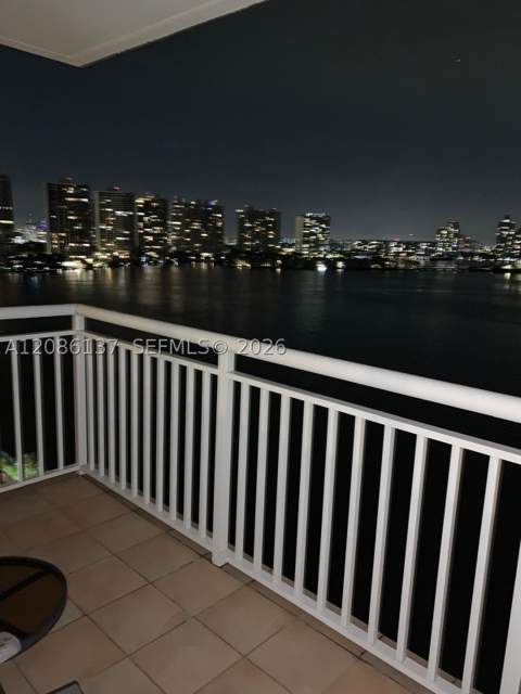 251 174 1601, Sunny Isles Beach FL - photo 20 of 28