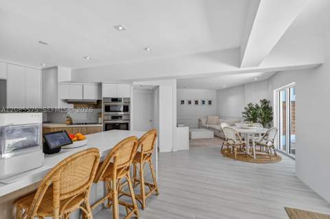 755 Curtiswood Dr, Key Biscayne FL - photo 13 of 41