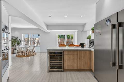 755 Curtiswood Dr, Key Biscayne FL - photo 14 of 41